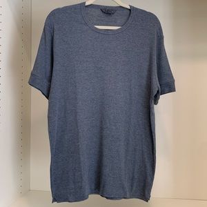 John Varvatos T-shirt. Grey. Size XL.